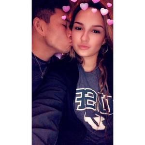 Meet your Posher, Olivia